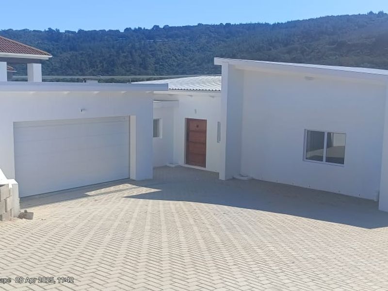 Brand-New Coastal Gem in Hersham, Mossel Bay - Photo 3