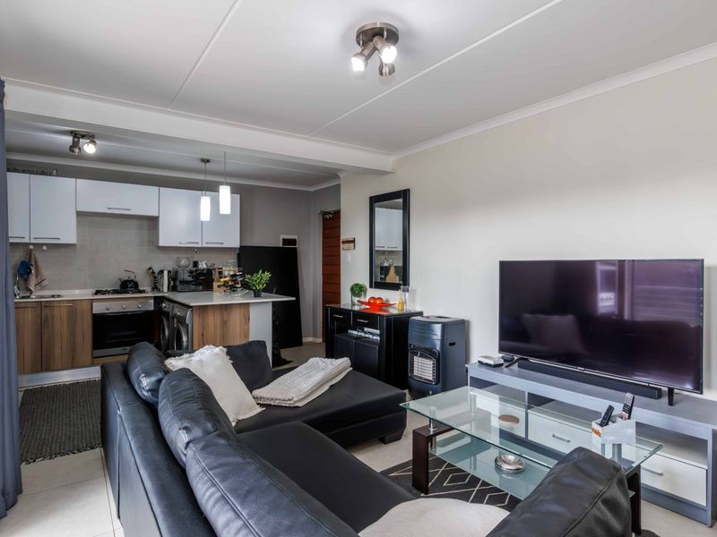 Your Peaceful Sanctuary on Red Ivory Lane - Photo 8