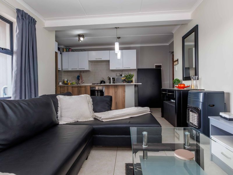 Your Peaceful Sanctuary on Red Ivory Lane - Photo 9