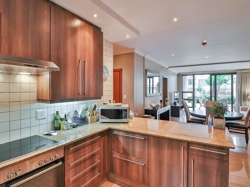 Ground Floor 2-Bedroom Apartment Available For Sale In Bedford Square - Photo 2