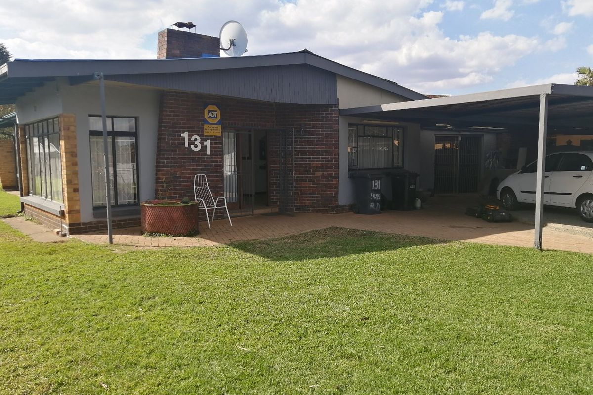 3 Bedroom House for Sale in Strubenvale - Photo 3