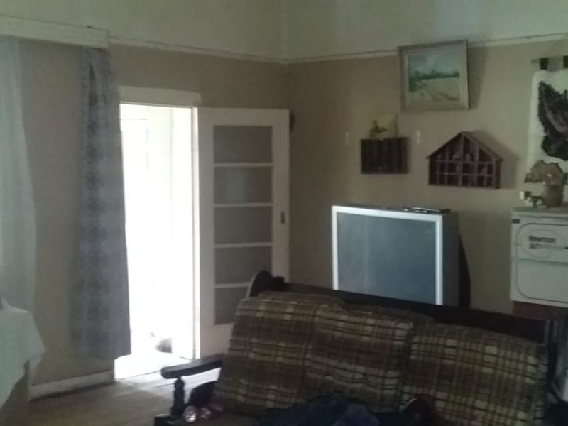 Karoo-style home for sale in Smithfield, Free State - Photo 7