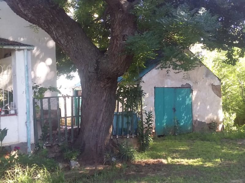 Karoo-style home for sale in Smithfield, Free State - Photo 2