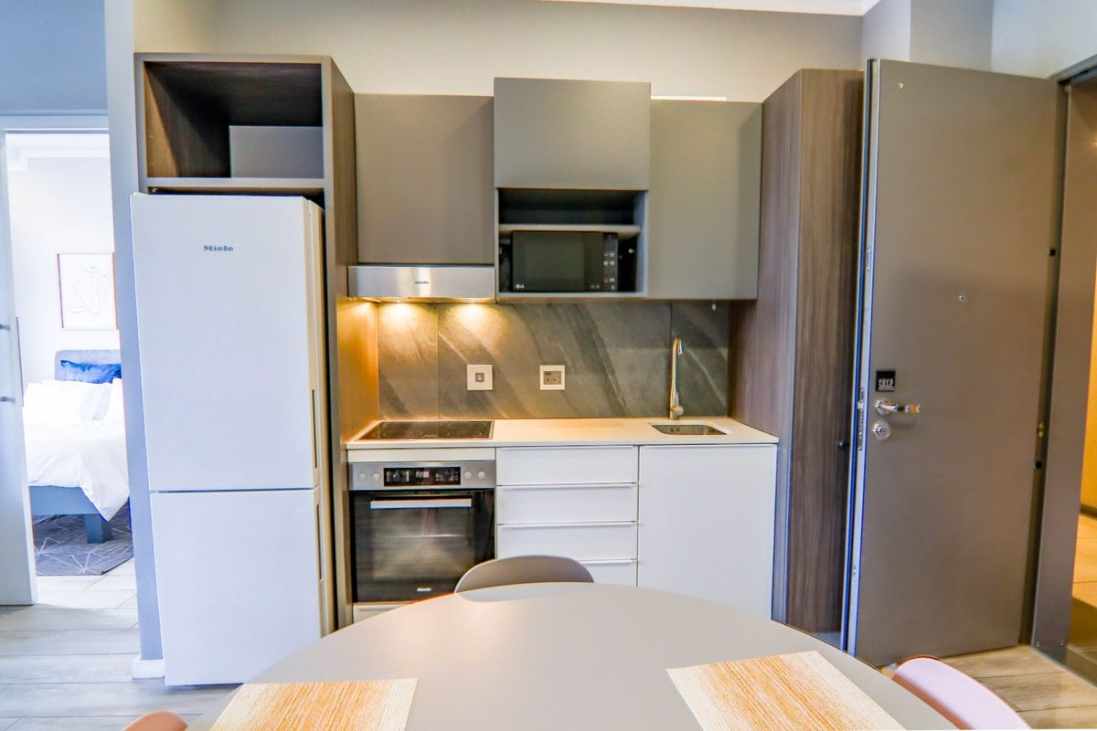 Come and enjoy Luxury living in Menlyn Maine where you will find this one bedroom fully furnished for all your comfort and relaxation that will fit your lifestyle. - Photo 3