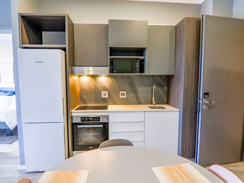 Come and enjoy Luxury living in Menlyn Maine where you will find this one bedroom fully furnished for all your comfort and relaxation that will fit your lifestyle. - Photo 3