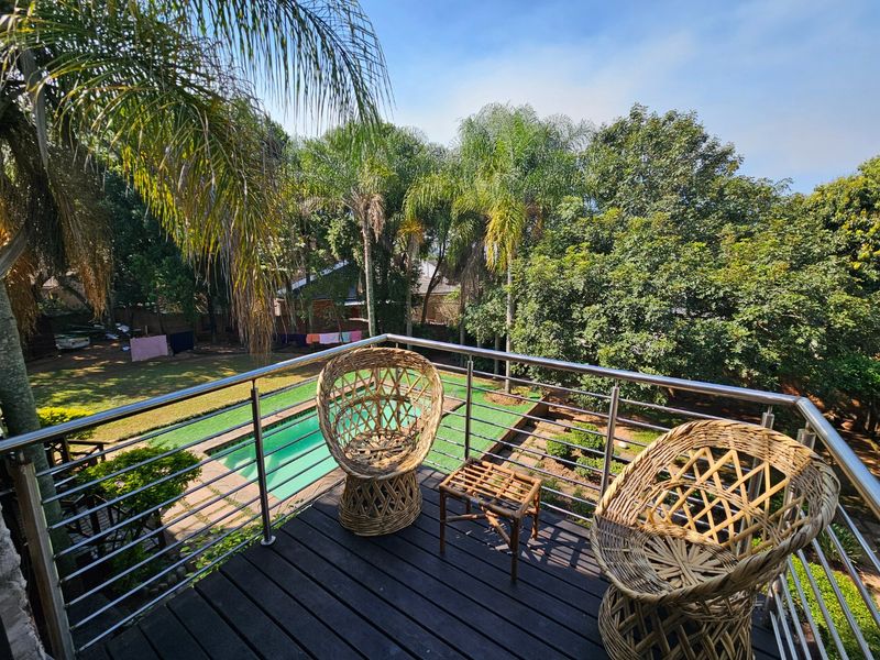 Large Home, Entertainers Paradise, Renovated - Photo 3