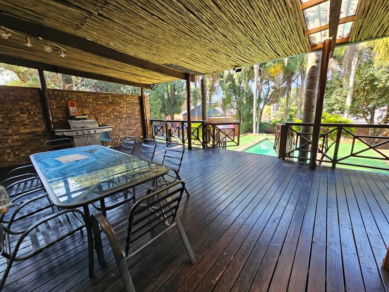 Large Home, Entertainers Paradise, Renovated - Photo 8