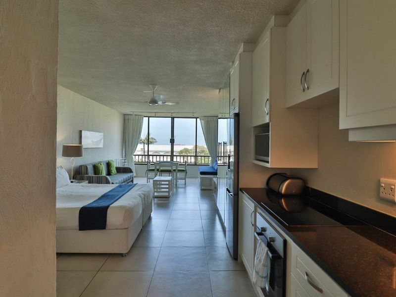 Studio – Resort-Style Living Steps from Umhlanga Beach - Photo 5