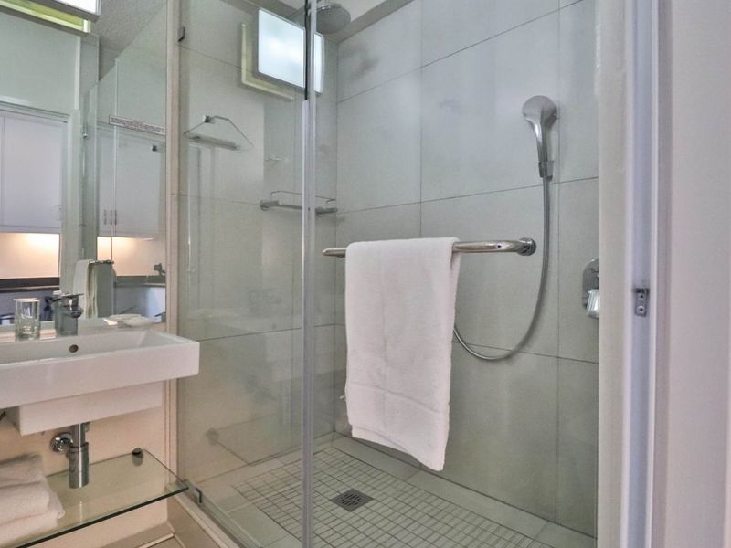 Studio – Resort-Style Living Steps from Umhlanga Beach - Photo 10