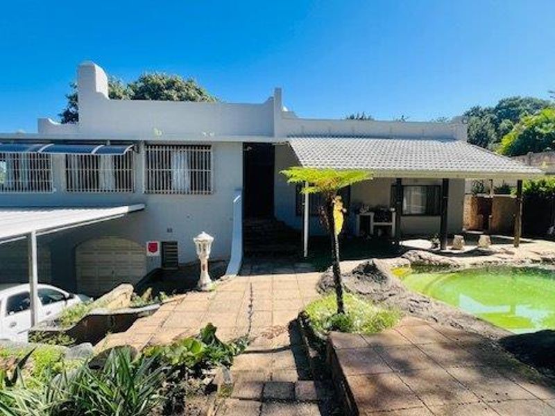 Neat And Well-Located Home Close To The Beach - Photo 3