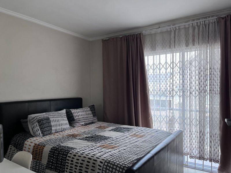 Modern 3-Bedroom Townhouse for Sale in Riverspray Lifestyle Estate - Photo 10