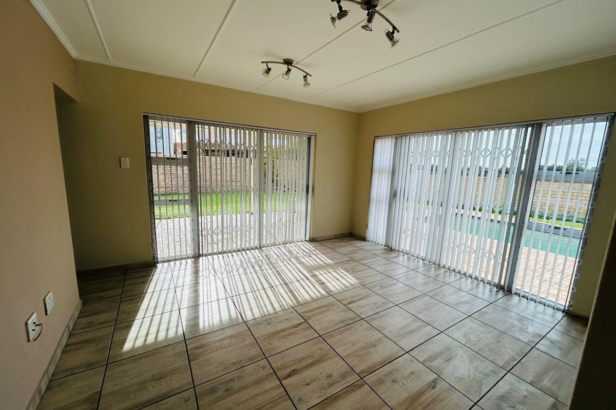 Modern 3-Bedroom  house for Sale in Riverspray Lifestyle Estate - Photo 4