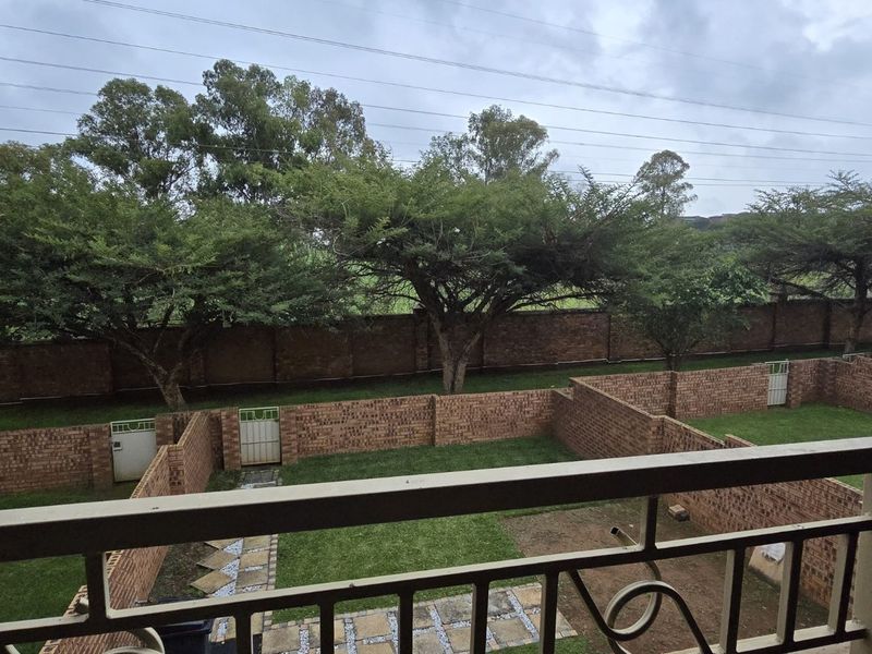 Modern 2-Bedroom Apartment with Full Amenities  - Photo 10