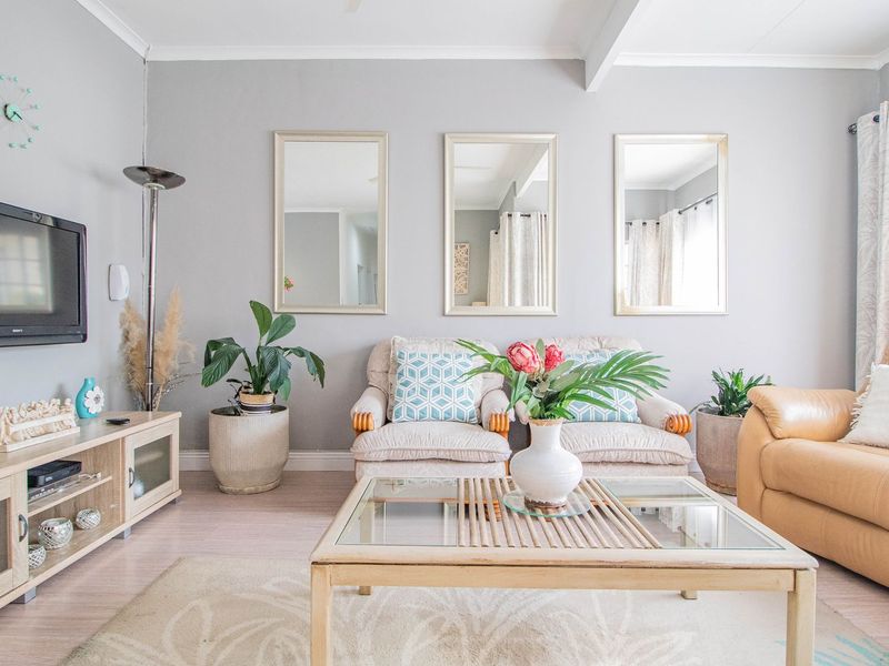 Spacious. Stylish. Yours? Enquire Today! Open to Offers & Price Is Negotiable  - Photo 7