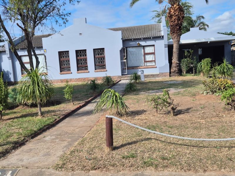 Freshly renovated with full flat - Photo 4