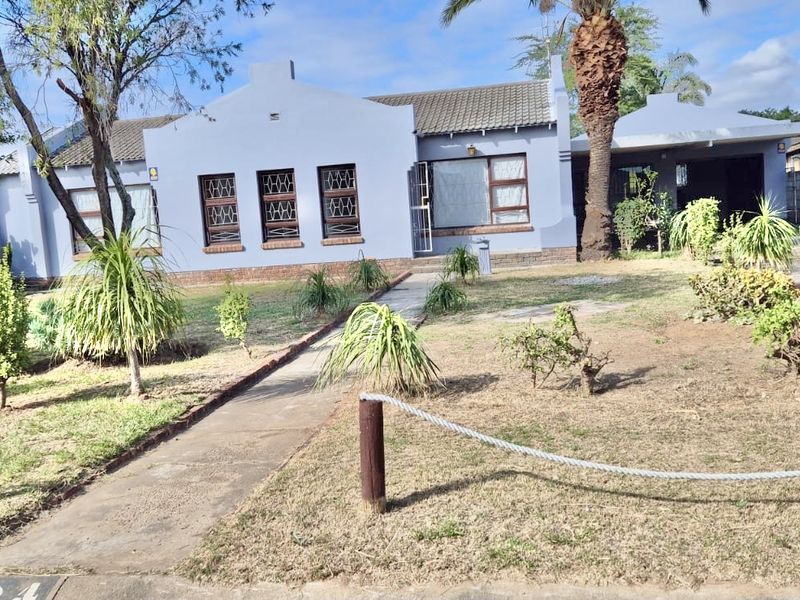 Freshly renovated with full flat - Photo 8