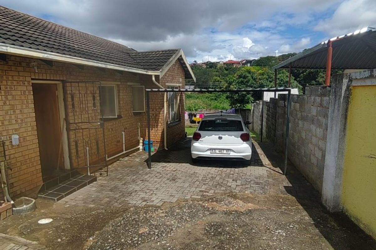 Spacious, Solid 3 bedroom house Kamagugu  - Photo 3