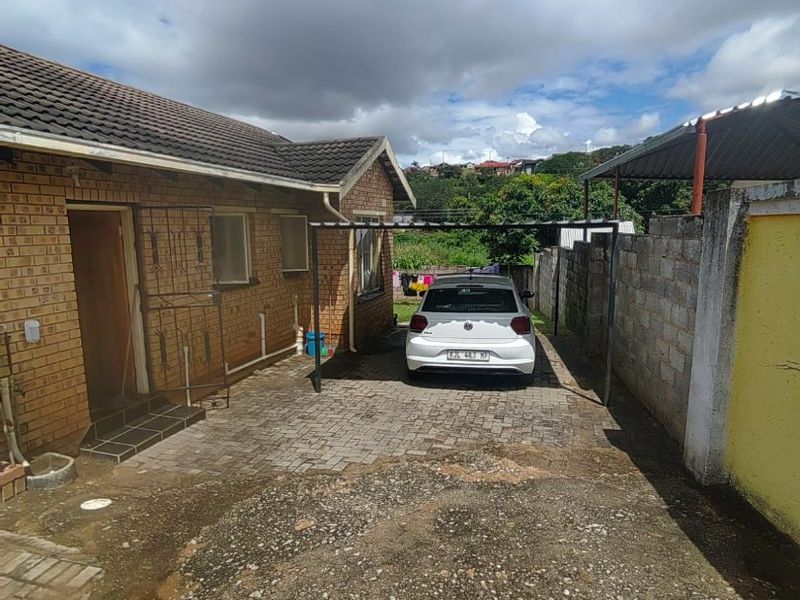 Spacious, Solid 3 bedroom house Kamagugu  - Photo 3