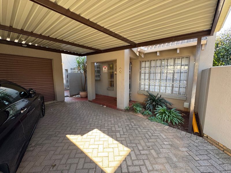 Spacious Family Home with Modern Comforts - Photo 10