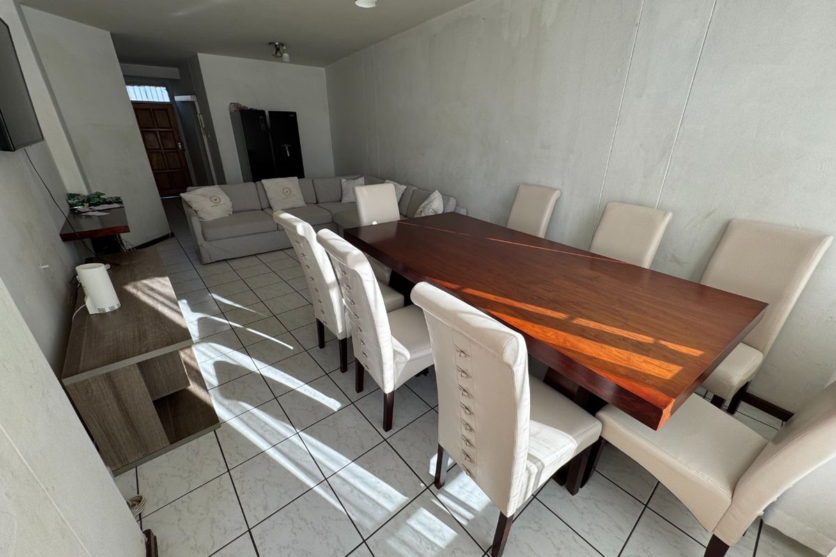 Charming Starter Home with Great Potential - Photo 3