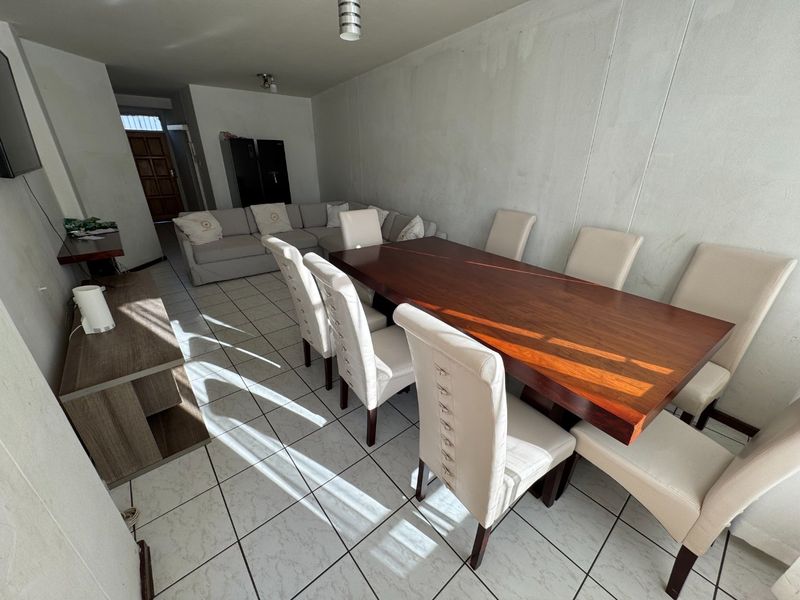 Charming Starter Home with Great Potential - Photo 3