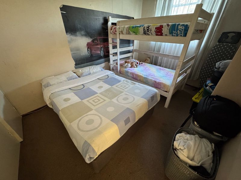 Charming Starter Home with Great Potential - Photo 6