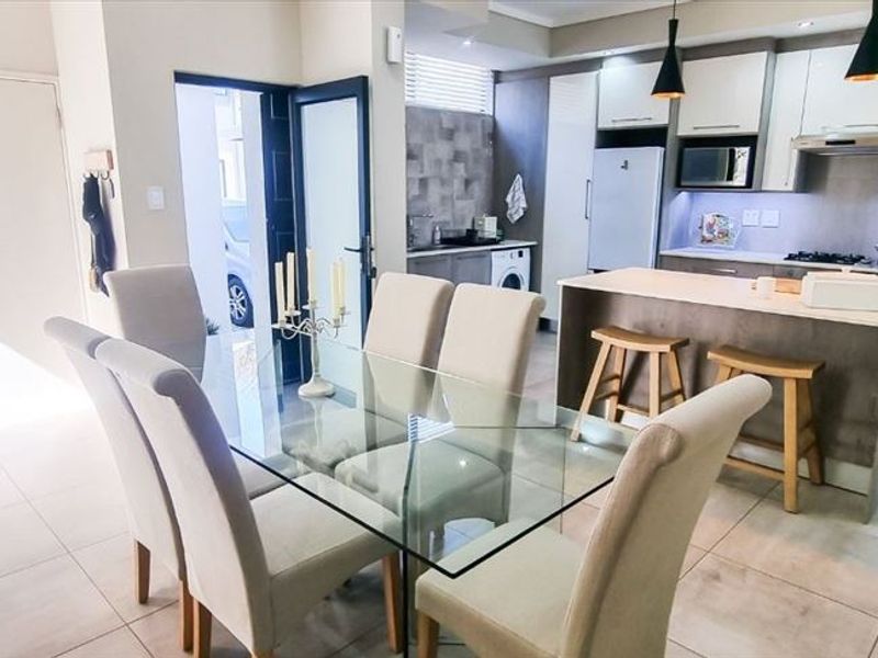 Charming Family Home with Abundant Space and Comfort - Photo 2