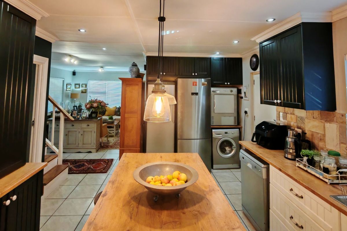 A Home to Embrace Joy, Freedom, and Relaxation Every day ! - Photo 4