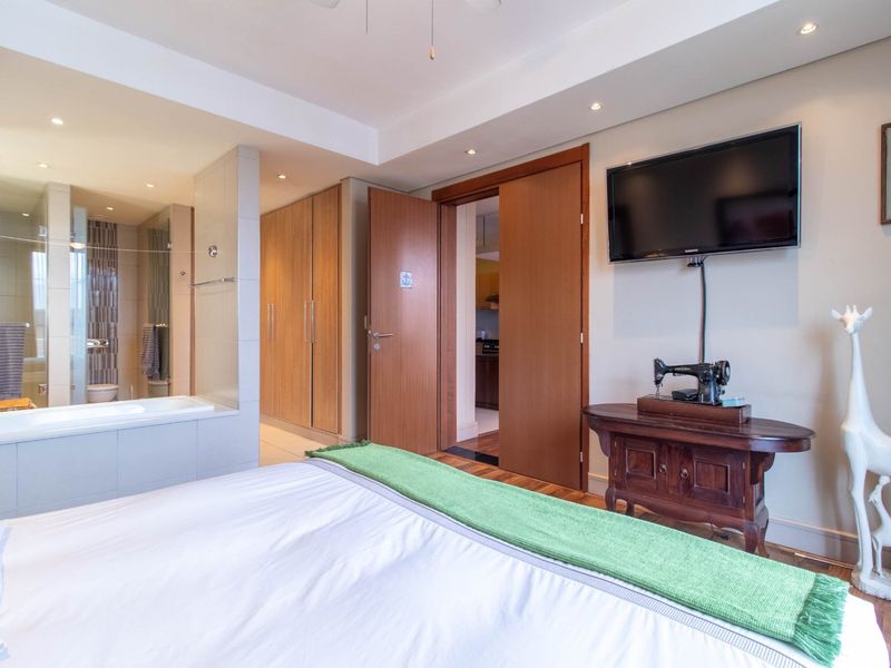 Modern 1-Bedroom Apartment for Sale in Bedford Square - Photo 10