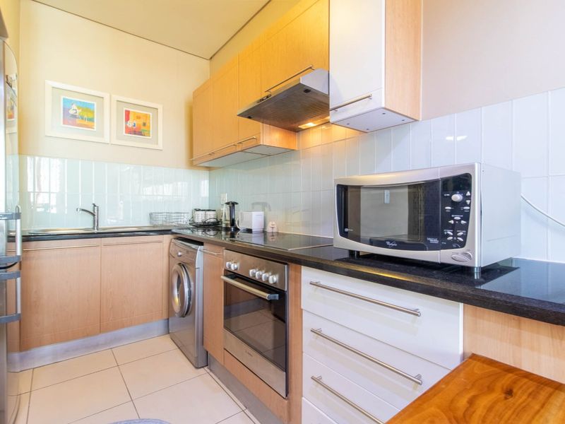 Modern 1-Bedroom Apartment for Sale in Bedford Square - Photo 5