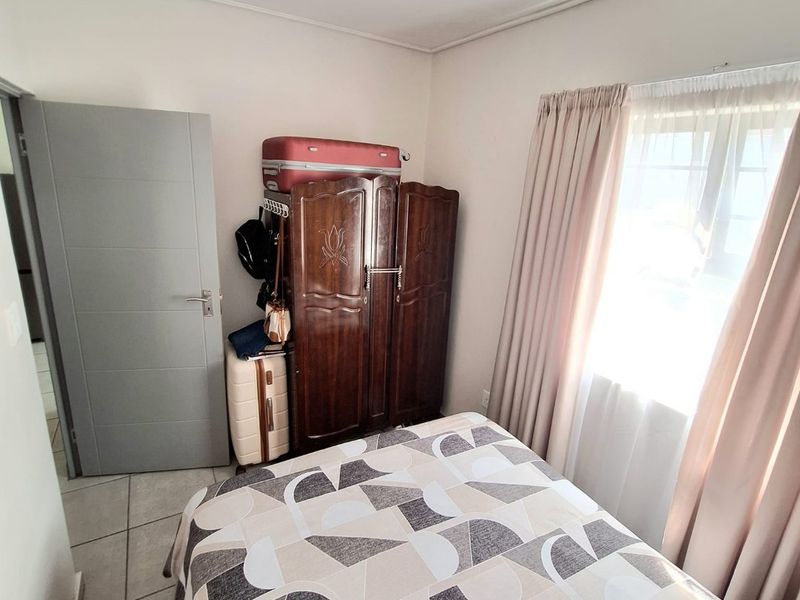 2 Bedroom Apartment For Sale - Photo 9