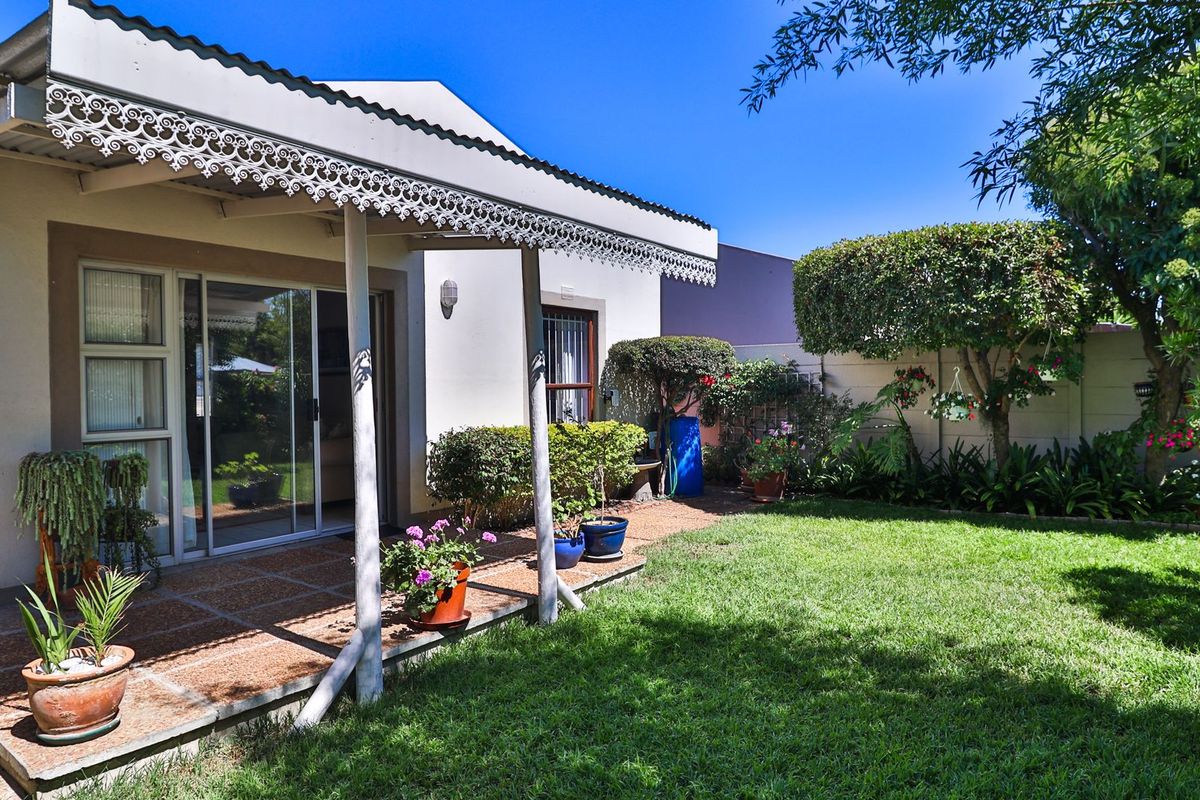 Charismatic and Charming – A Home Bursting with Personality - Photo 2