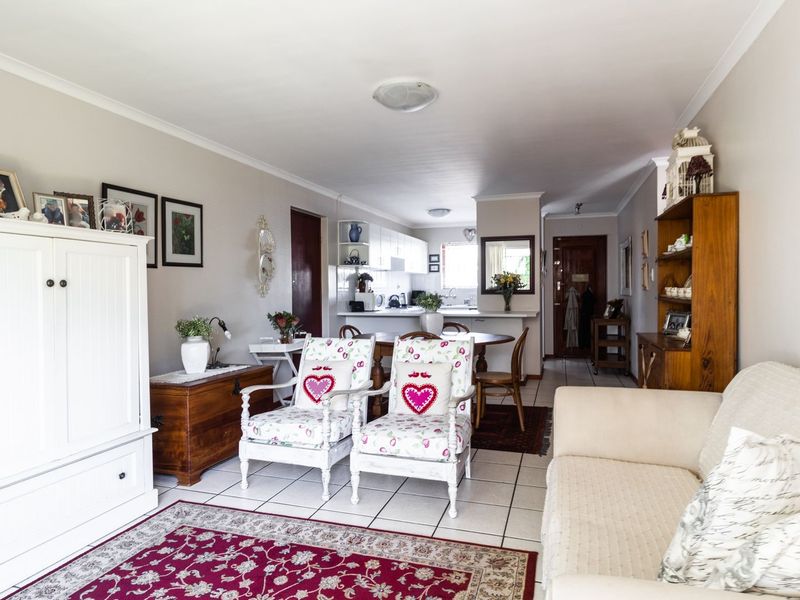 Charismatic and Charming – A Home Bursting with Personality - Photo 5