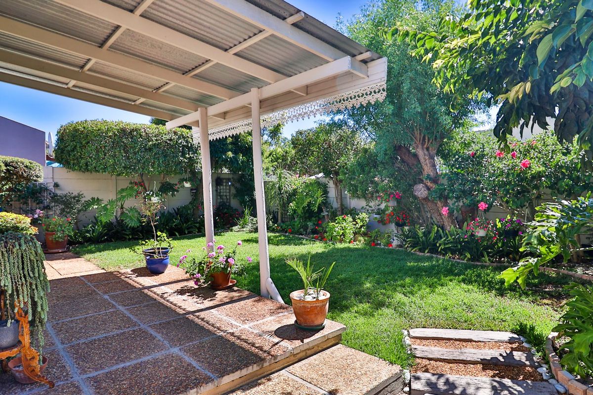 Charismatic and Charming – A Home Bursting with Personality - Photo 3