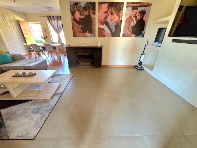 Charming Low-Maintenance Facebrick Home  - Photo 9