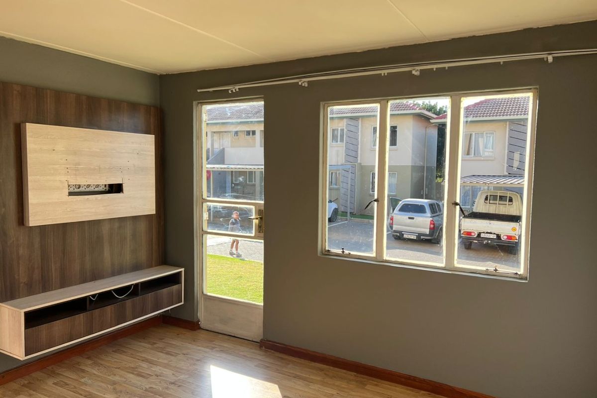 Apartment For Sale in Eden Glen - Photo 2