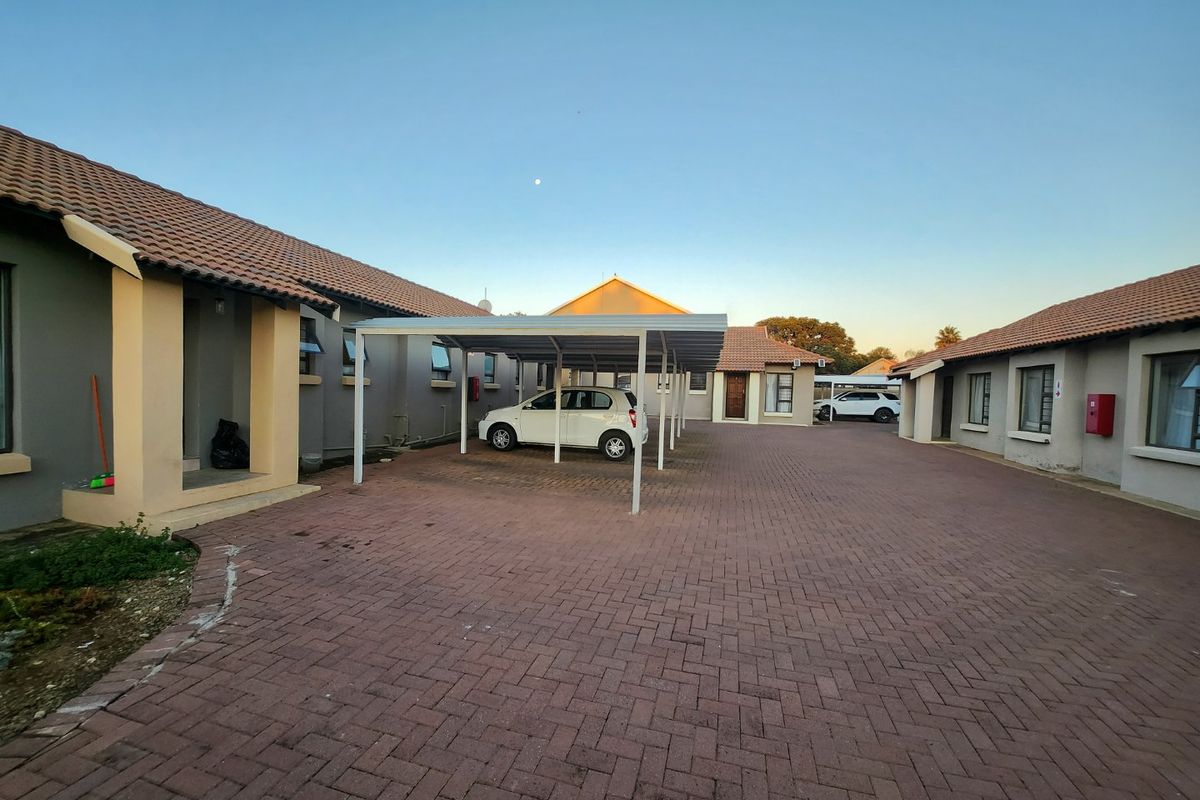 Simple, Comfortable 2-Bedroom Apartment for Sale - Photo 3
