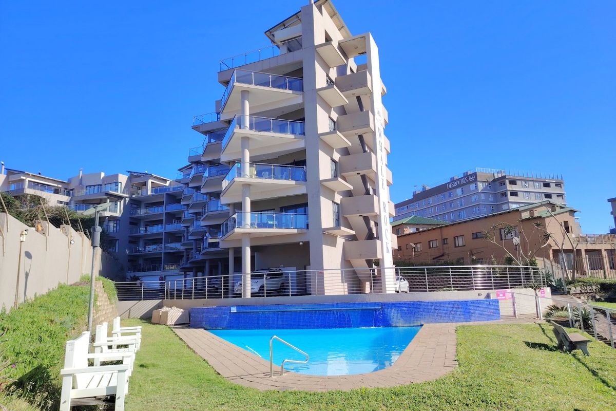 Coastal living at it's best. - Photo 2