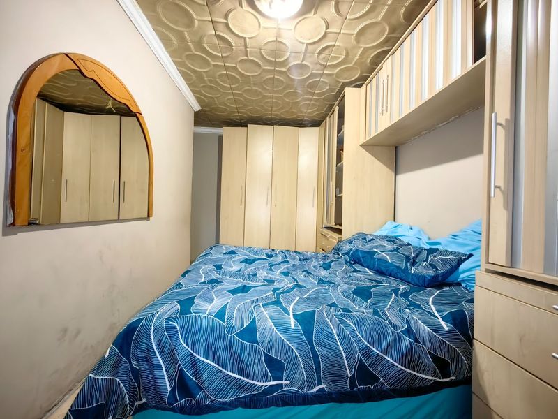 3 Bedroom Entertainers Dream in Prime Location! - Photo 3