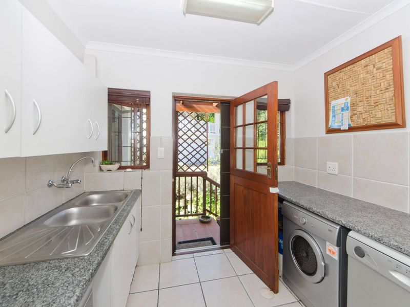 Simplicity meets Practicality  - Photo 5