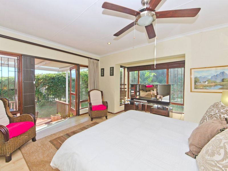 Simplicity meets Practicality  - Photo 8