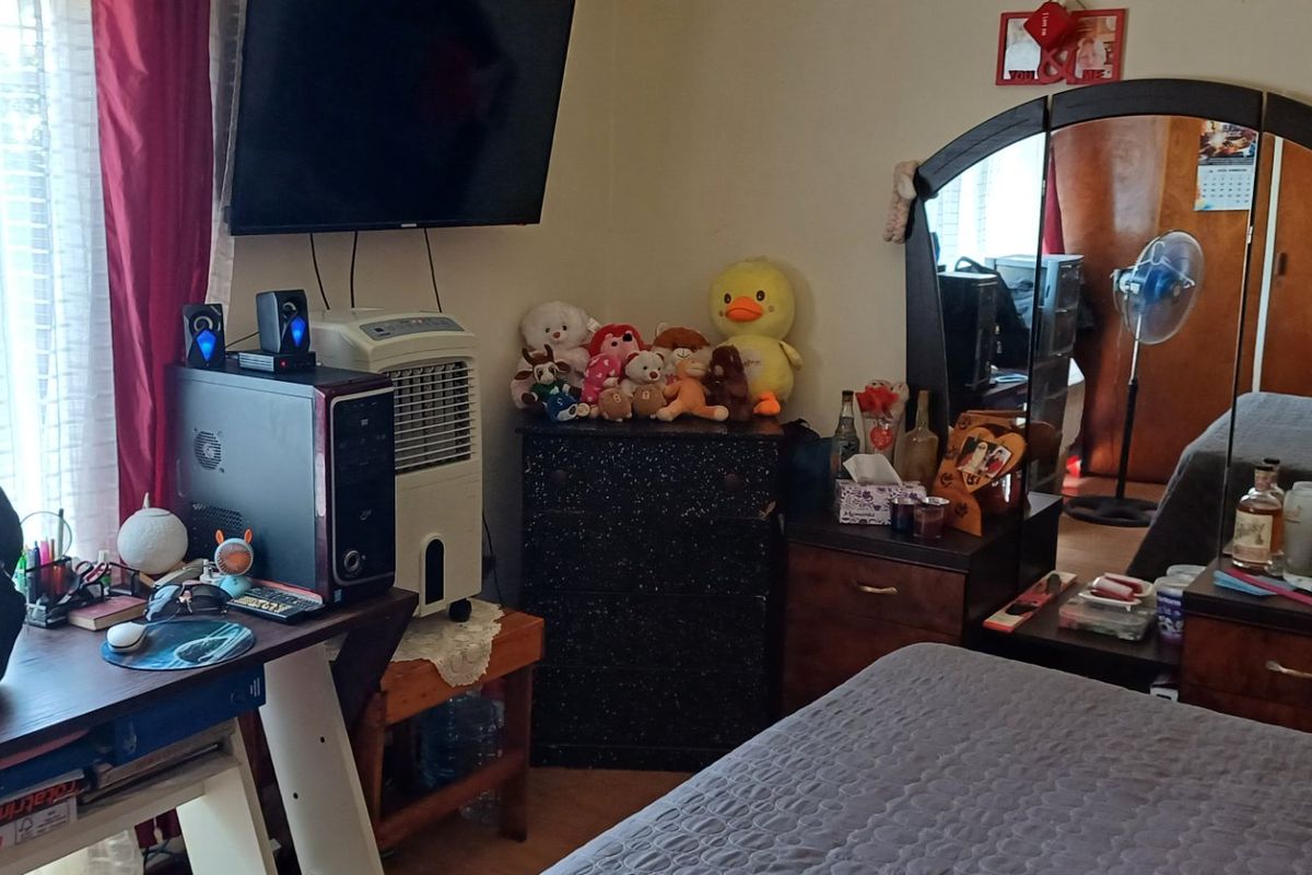 Low Maintenance Corner Property for Sale in Impala Park – Ideal for Home or Business Use - Photo 4