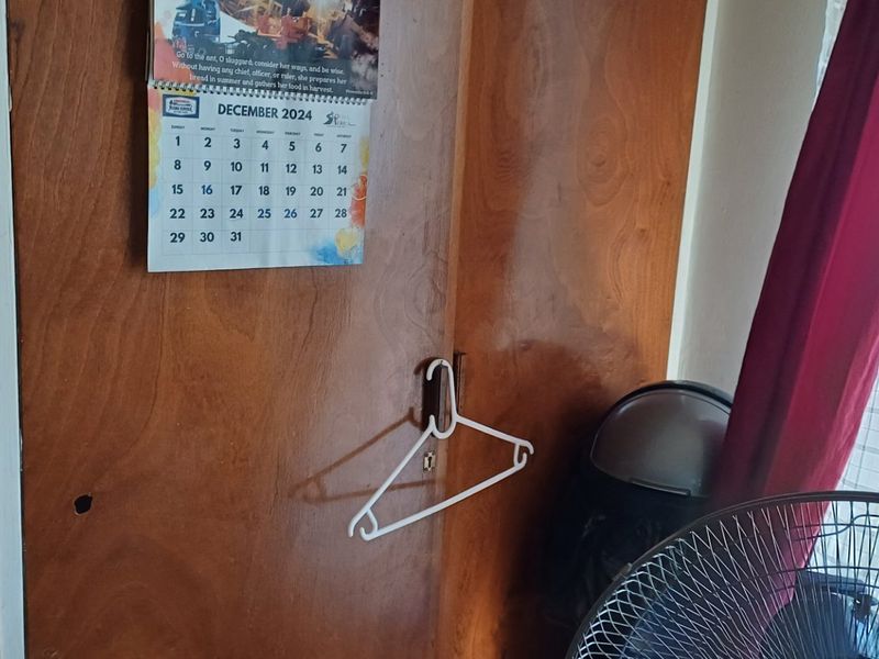 Low Maintenance Corner Property for Sale in Impala Park – Ideal for Home or Business Use - Photo 3