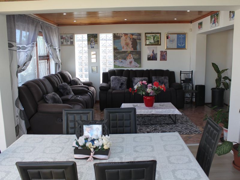 Gorgeous facebrick Betheldorp Home for sale - Photo 6