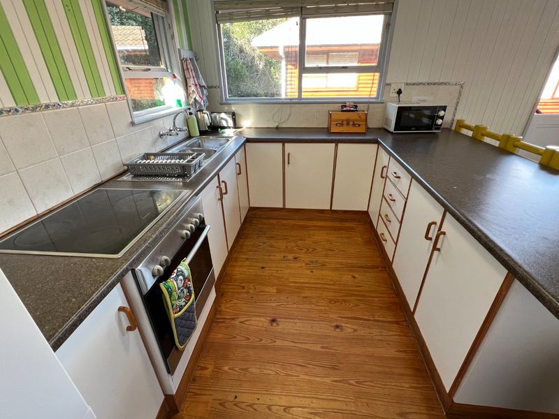 Exclusive Coastal Retreat in The Dunes – A Beachside Haven - Photo 9