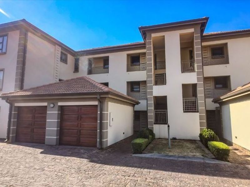 Charming Two-Bedroom Home with Practical Features - Photo 3