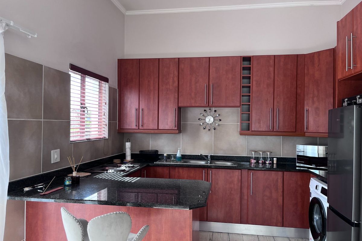 Modern 2-Bedroom Unit in Popular Riverspray Lifestyle Estate – Ideal Starter Home! - Photo 5