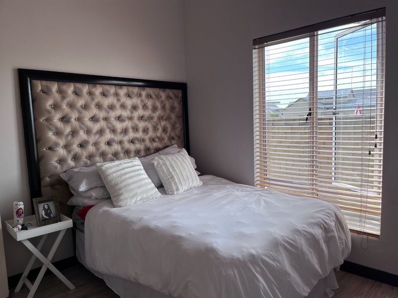 Modern 2-Bedroom Unit in Popular Riverspray Lifestyle Estate – Ideal Starter Home! - Photo 7