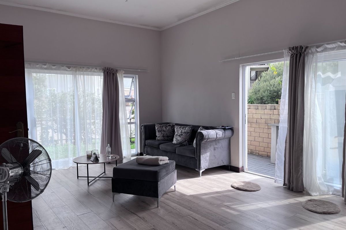 Modern 2-Bedroom Unit in Popular Riverspray Lifestyle Estate – Ideal Starter Home! - Photo 2