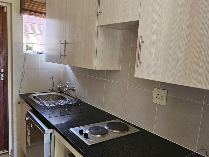 3 Bedroom Holiday Home with Waterfront View - Photo 6